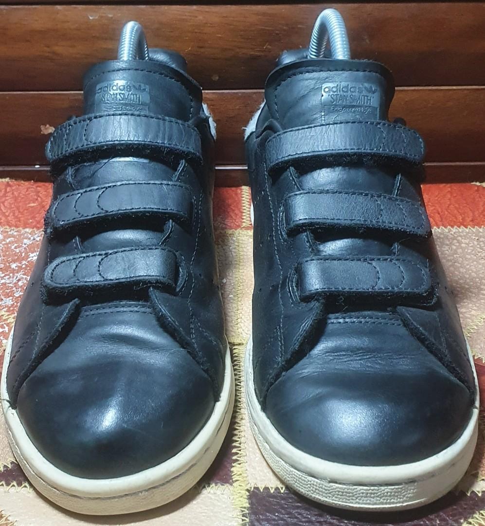 Adidas stan smith velcro, Men's Fashion, Footwear, Sneakers on Carousell