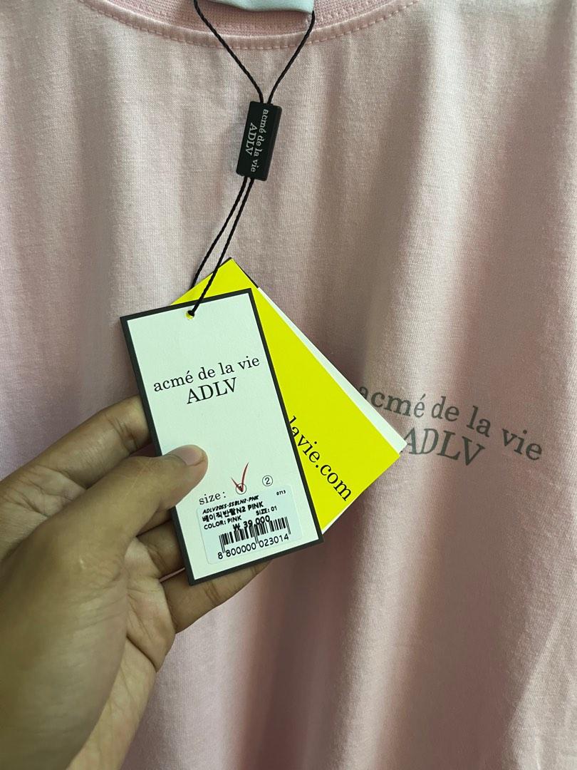 Adlv basic tee (Category: Activewear) located in Sepang. Submitted by prelovedfiq (Listing ID 1192850592, Image 2). Description: Like new , never use. Size 1 Come with plastic Pink.