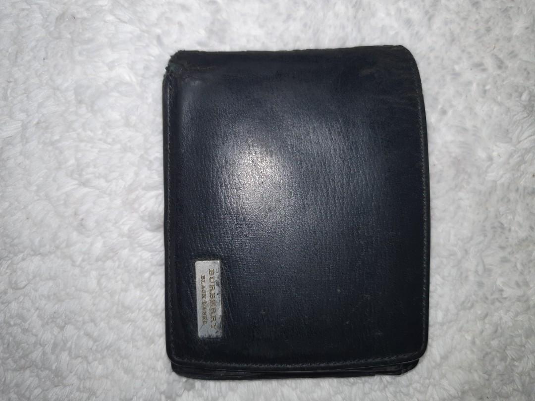 authentic Burberry black label mens wallet (Category: Luxury Bags & Wallets) located in Santa Maria. Submitted by mikavillaflor4 (Listing ID 1192852236, Image 1). Description: project wallet.