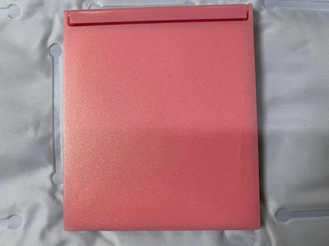 Authentic Vintage Hello Kitty and Dear Daniel Mirror (Category: Mirrors) located in Manila. Submitted by etcetera.mnl (Listing ID 1193017816, Image 2). Description: Made in Japan Brand new Unused Bought and displayed Check photo for flaw Size: 4 inches x 4.5 inches 680 FLAW ON LAST PIC: Parang may dumikit na material dyan Pero di naman malagkit Ayaw matanggal kahit anong pahid.