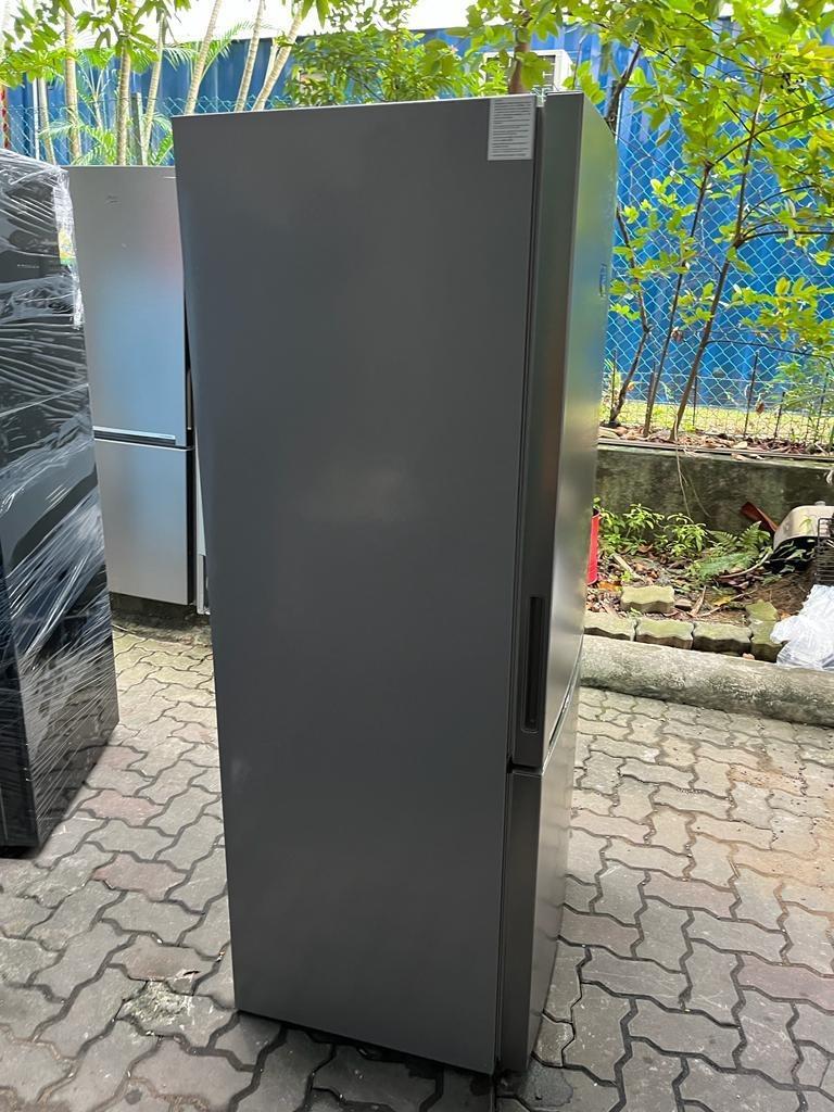 BEKO Bottom Freeze refrigerator 415L Display Set 3 months warranty