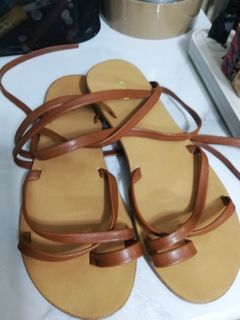 (Category: ) located in . Submitted by eksypreloved (Listing ID 1193014378, Image 1). Description: .