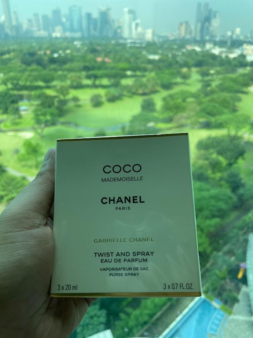 Coco Mademoiselle by Chanel Twist and Spray Eau de Parfum Purse Spray 3 x  20 ml. New in Box. Sealed. 