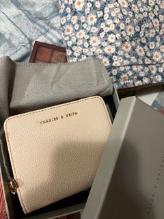 （分類：）位於 。 由 puipui133 提交（商品編號 1193015474，圖片 1）。簡介： 。