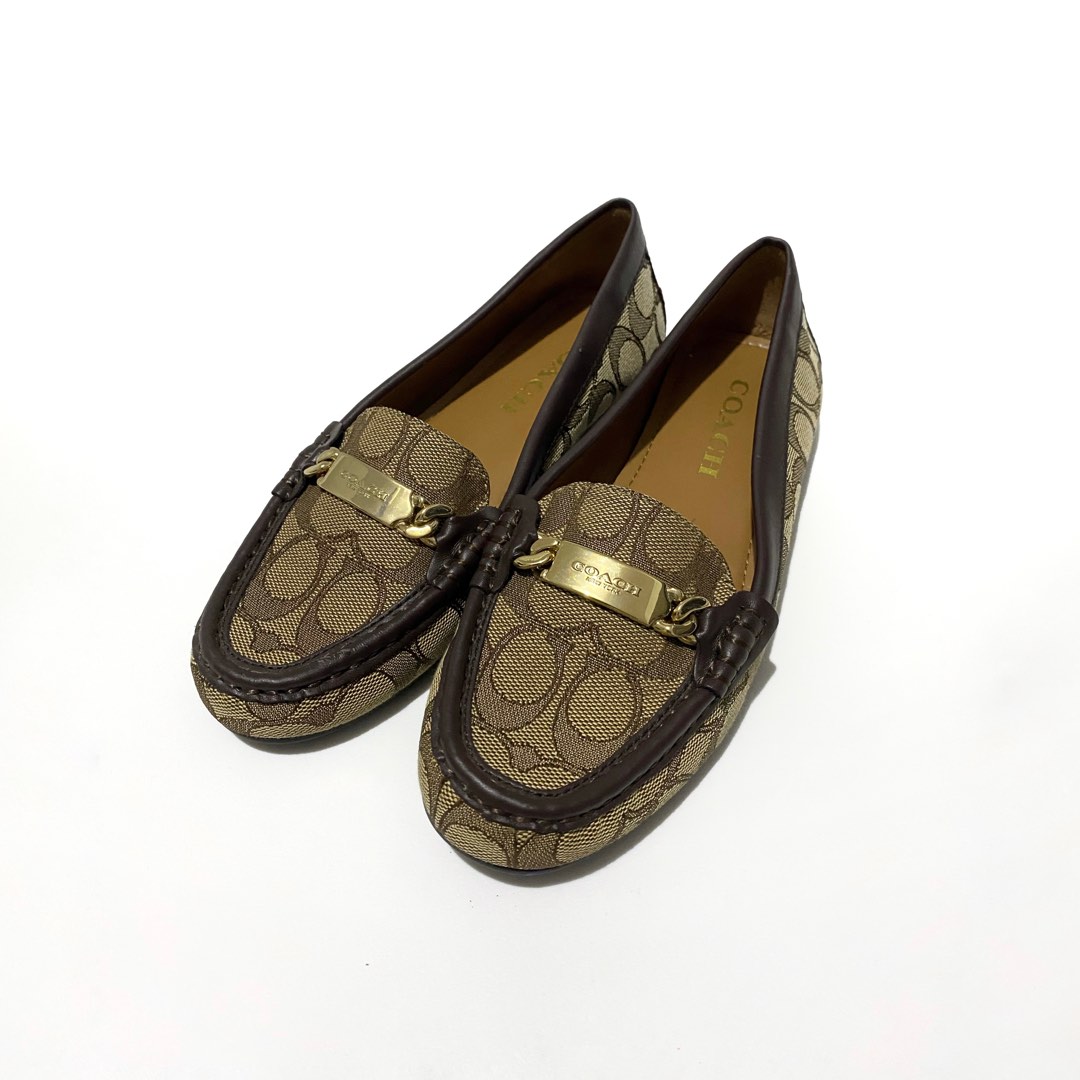 Coach Loafers, Women's Fashion, Footwear, Loafers on Carousell