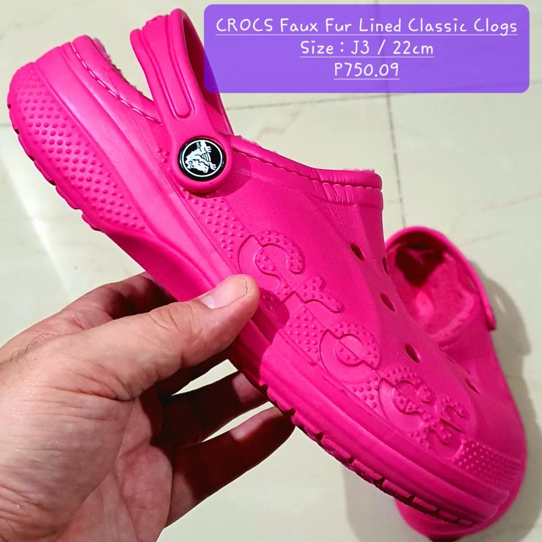 CROCS Faux Fur Lined Classic Clogs (Size J3 / 22cm), Babies & Kids, Babies & Kids Fashion on