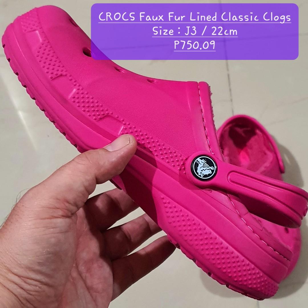 CROCS Faux Fur Lined Classic Clogs (Size J3 / 22cm), Babies & Kids, Babies & Kids Fashion on