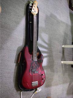 Fernando 4 String Bass with Gigbag and RJ amplifier