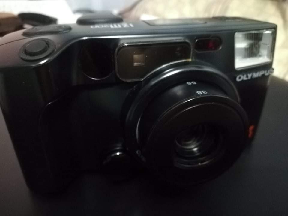 FILM CAMERA OLYMPUS MULTI AF ZOOM (Category: Cameras) located in San Pablo. Submitted by aquino.bren (Listing ID 1192990009, Image 2). Description: FILM CAMERA OLYMPUS MULTI AF ZOOM Php 2800 38-80mm Compact and easy to use In good working condition Cosmetics: 8/10 Normal signs of usage With strap and pouch Clean lens Clean VF Powered by 2pcs cr123a batteries PM for sample shots.