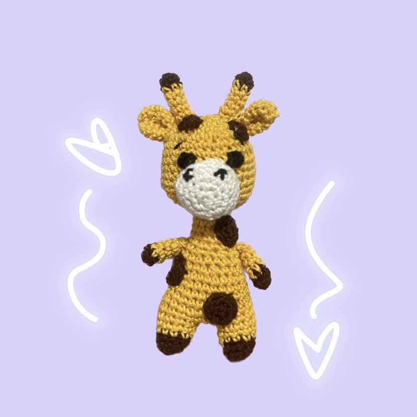 Giraffe Crochet Keychain 3 inch, Hobbies & Toys, Stationary & Craft