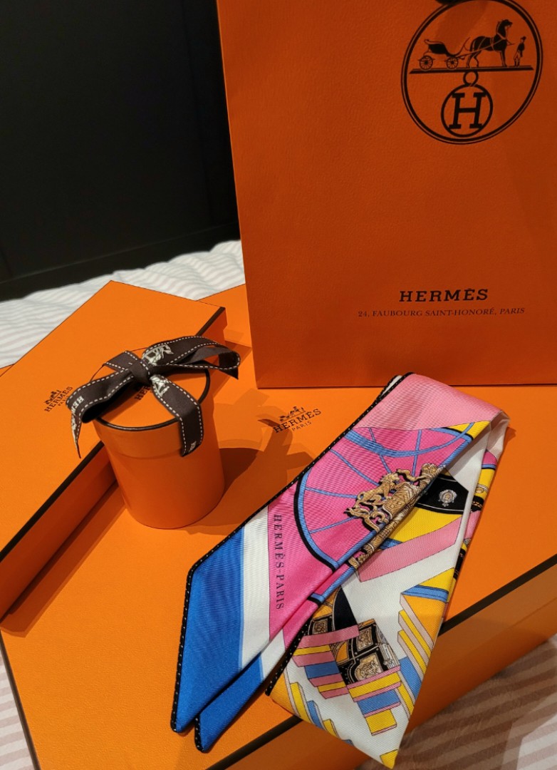 Hermes Springs Springs Baguette Twilly, Luxury, Accessories on Carousell