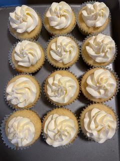 (Category: ) located in . Submitted by scrumpciousbakes (Listing ID 1192958492, Image 1). Description: .
