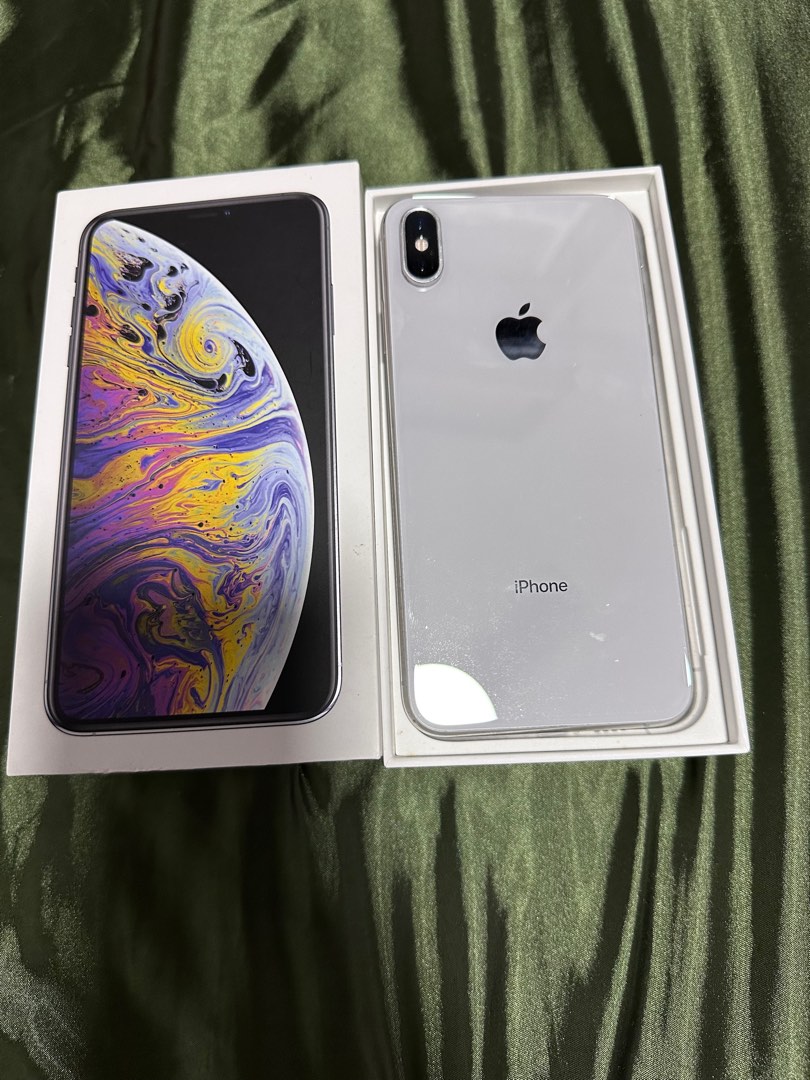 ともにゃん様専用】iPhone Xs Max Silver 512 GB - スマートフォン本体