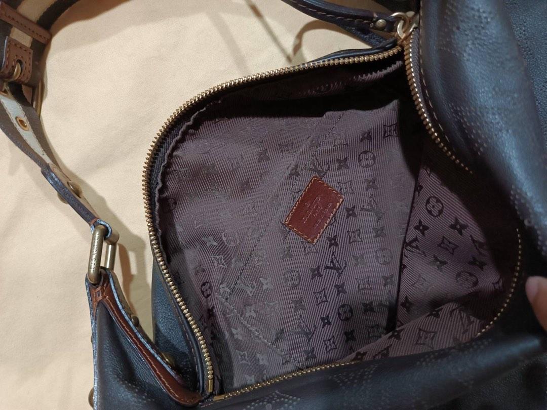 Louis Vuitton Onatah Hobo Mahina Leather GM, Luxury, Bags & Wallets on  Carousell