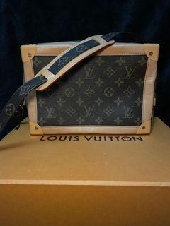 Authentic LOUIS VUITTON Monogram Vertical Soft trunk M45044 Shoulder bag  #2