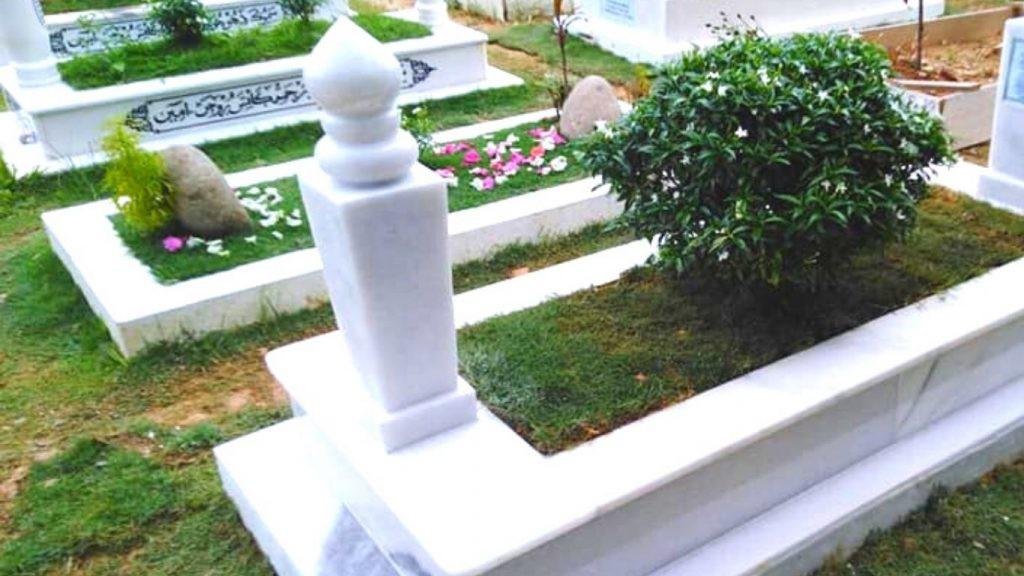 Mini Jasmin sesuai tanam di kubur, Furniture & Home Living, Gardening ...