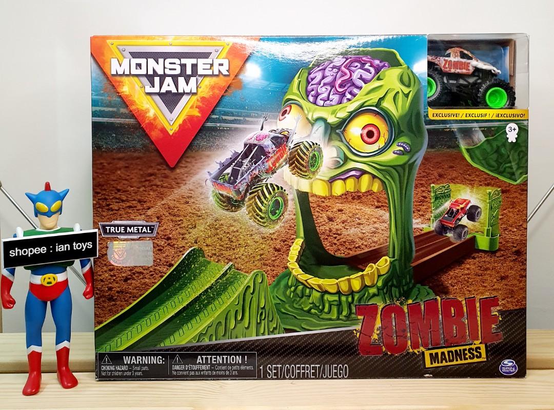 Zombie madness playset sale