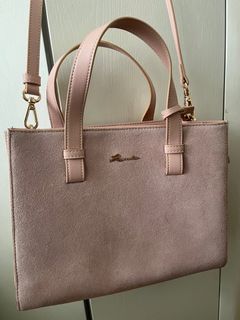 （分類：）位於 。 由 rrraaa0 提交（商品編號 1192932434，圖片 1）。簡介： 。