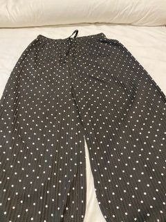 (Category: ) located in . Submitted by ffhpreloved (Listing ID 1192896136, Image 1). Description: .