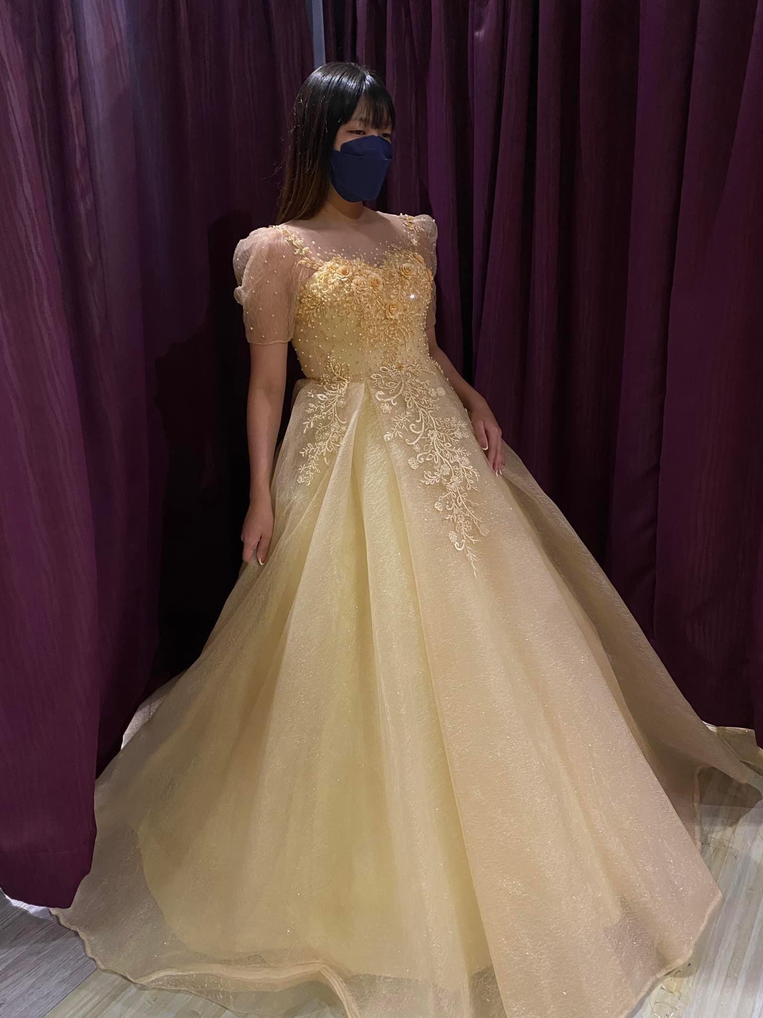 Yellow wedding clearance dress plus size