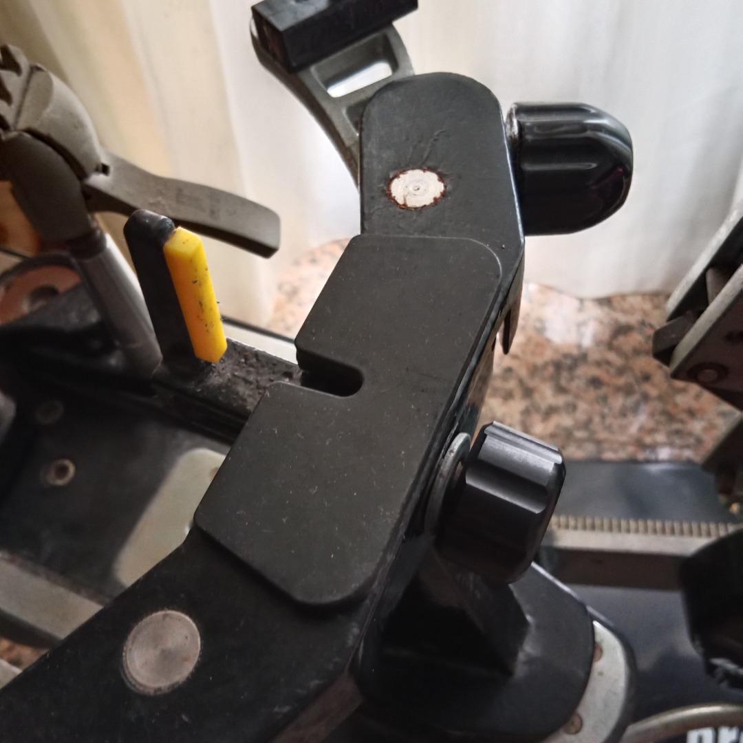 Racket Stringing machine for tennis badminton squash racquets, Sports