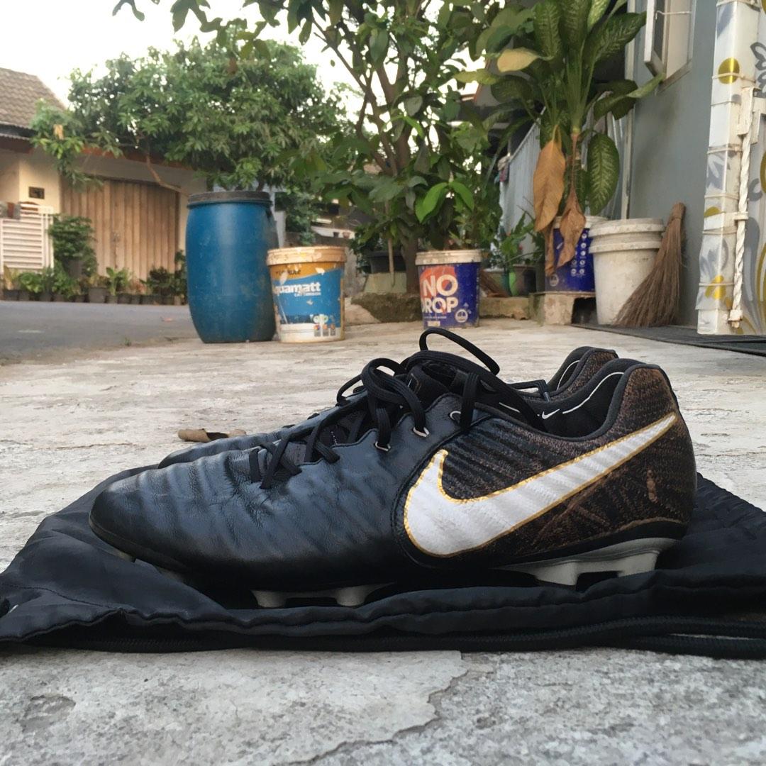 Sepatu Bola Nike Tiempo Legend VII Kangaroo Leather Olah Raga