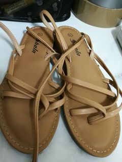 (Category: ) located in . Submitted by eksypreloved (Listing ID 1193013930, Image 1). Description: .