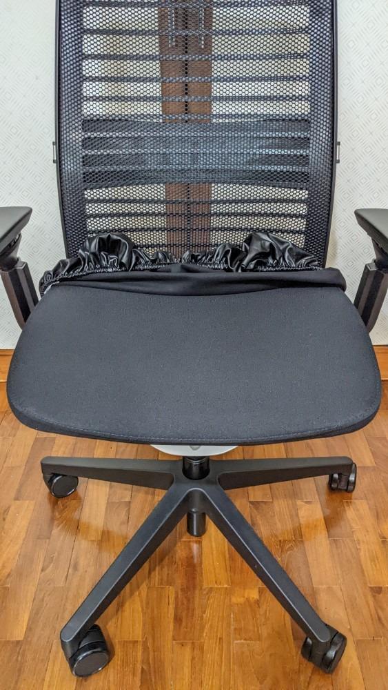 Steelcase Think adjustable Office Chair with Lumbar Support 465A300