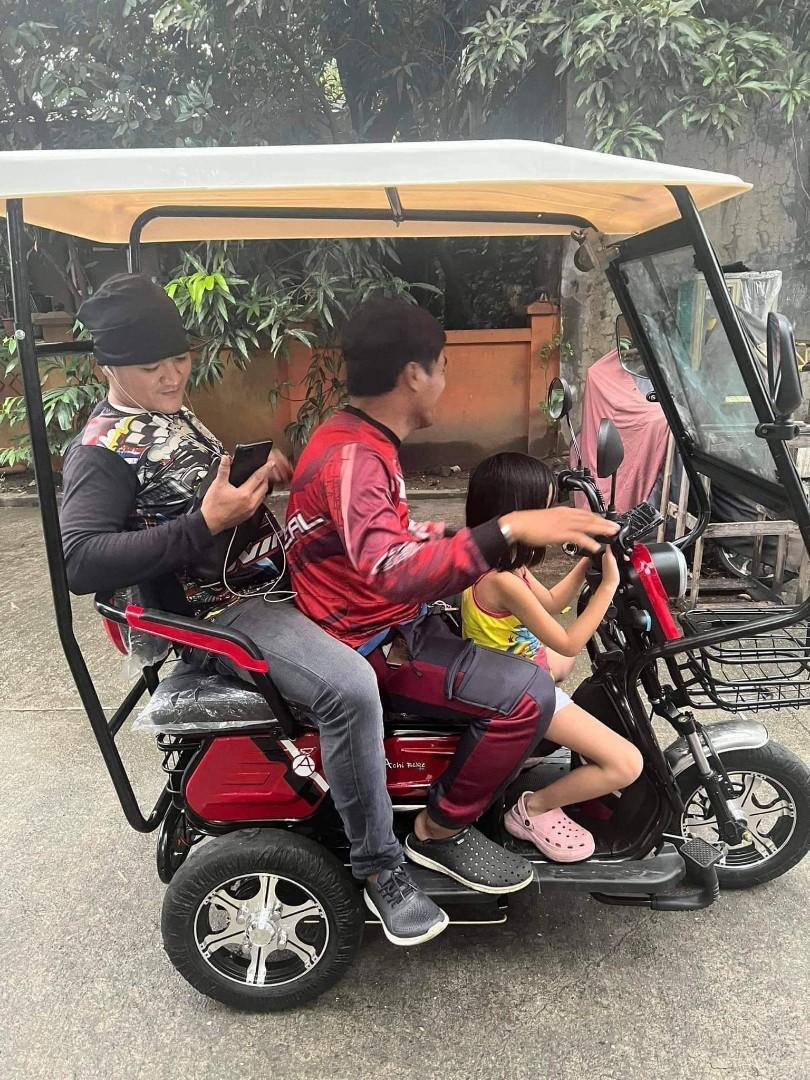 SUPER CODE 001 - 3 WHEELS E-TRIKE WITH ROOF & WINDSHIELD (Category: Bicycles) located in Antipolo. Submitted by mgrace0920 (Listing ID 1193000171, Image 3). Description: Restocked 🥰 ✨SUPER CODE 001 - 3 WHEELS E-TRIKE WITH ROOF & WINDSHIELD ₱31,999.00 ❗₱38,000 INSTALLMENT PRICE (HOME CREDIT AND CREDIT CARD) with CERTIFICATE OF OWNERSHIP ✅PWEDE INSTALLMENT ✅HOME CREDIT ✅ALL MAJOR CREDIT CARDS ACCEPTED 📌Specs ✔️WITH AUTOMATIC WIPER ✔️WITH ROOF & W