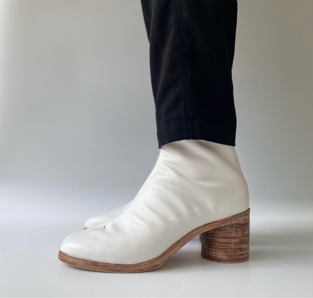 MARTIN MARGILEA Tabi leather boots 37