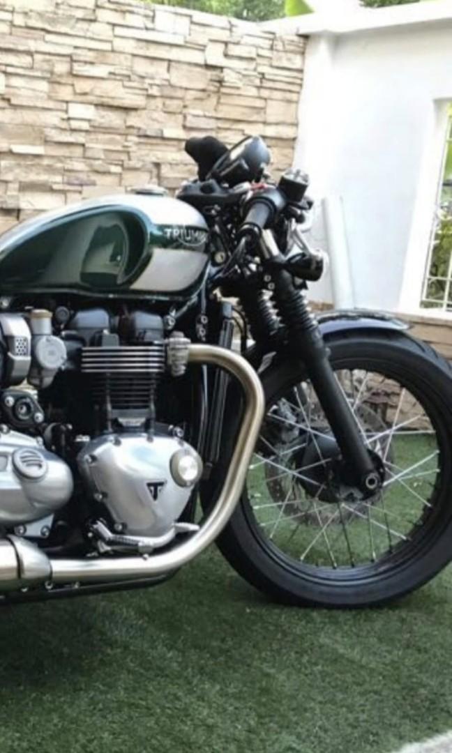 Triumph bobber shop clip on handlebars