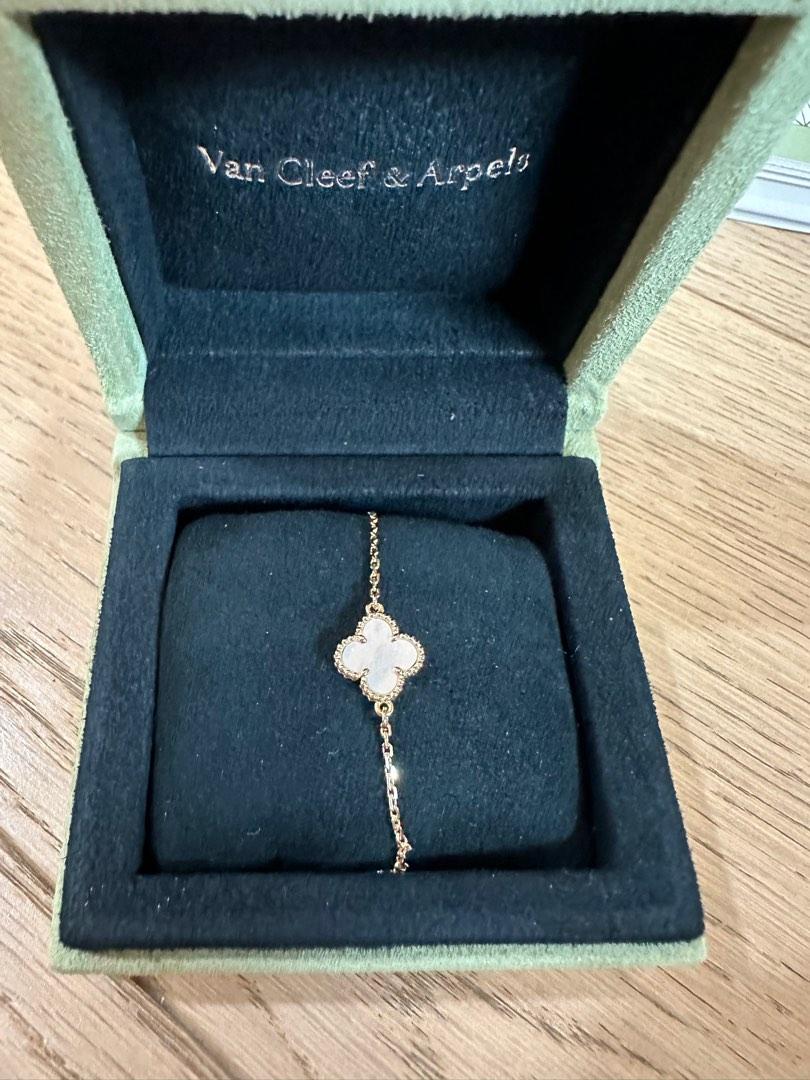 Vca sweet alhambra clearance bracelet