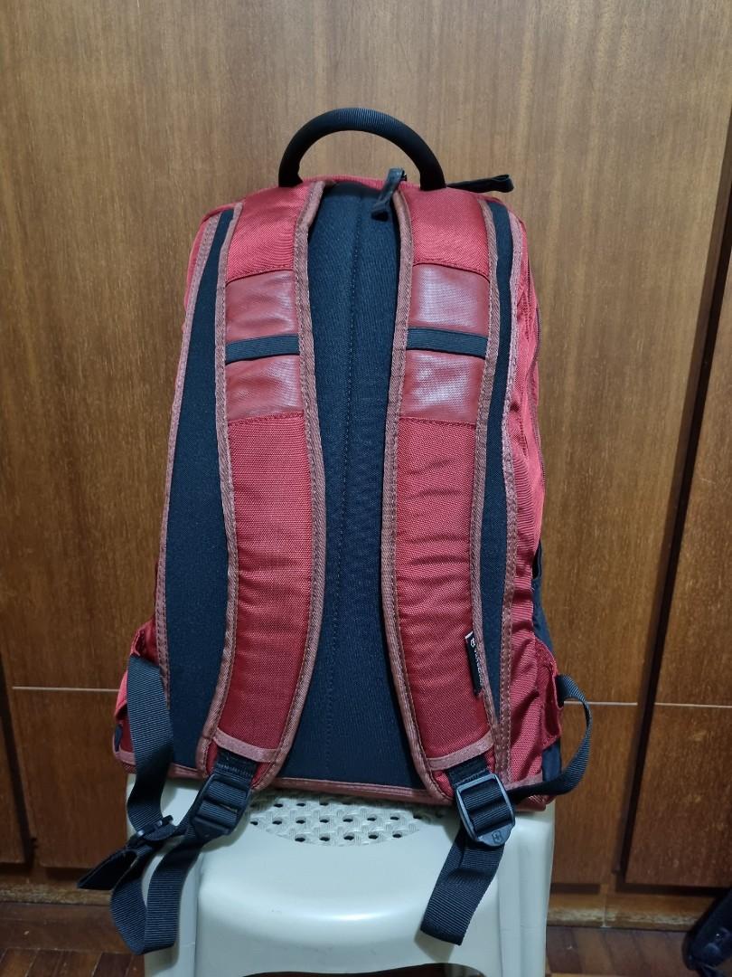 Victorinox Travel Backpack 25litre Men s Fashion Bags Backpacks on Carousell