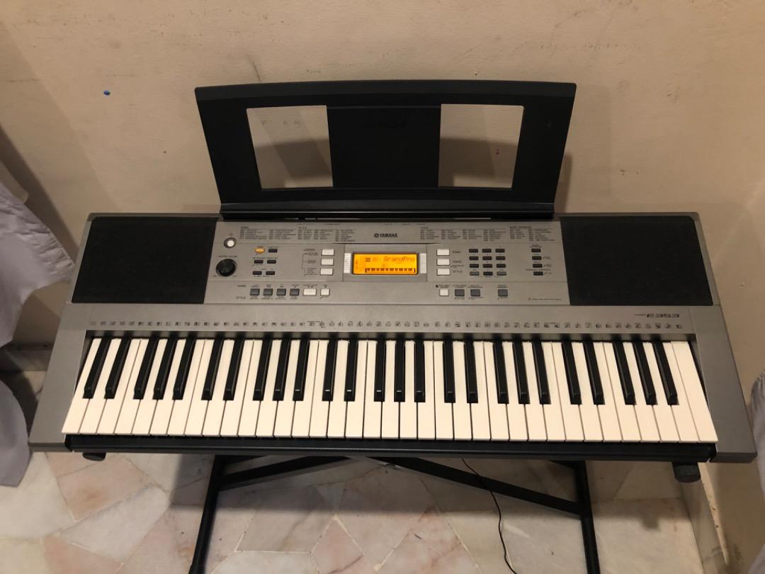 Yamaha Keyboard PSR E353, Hobbies & Toys, Music & Media, Musical
