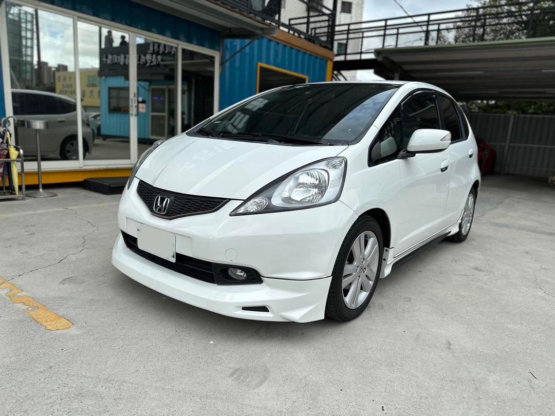 10 Honda Fit 汽車 汽車出售在旋轉拍賣