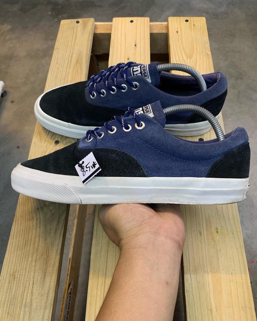 Converse skidgrip navy 2025