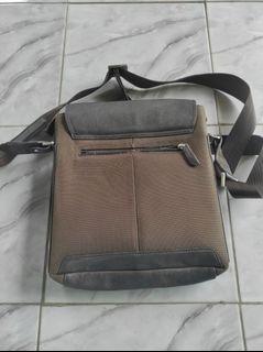 Alfred dunhill sling bag
