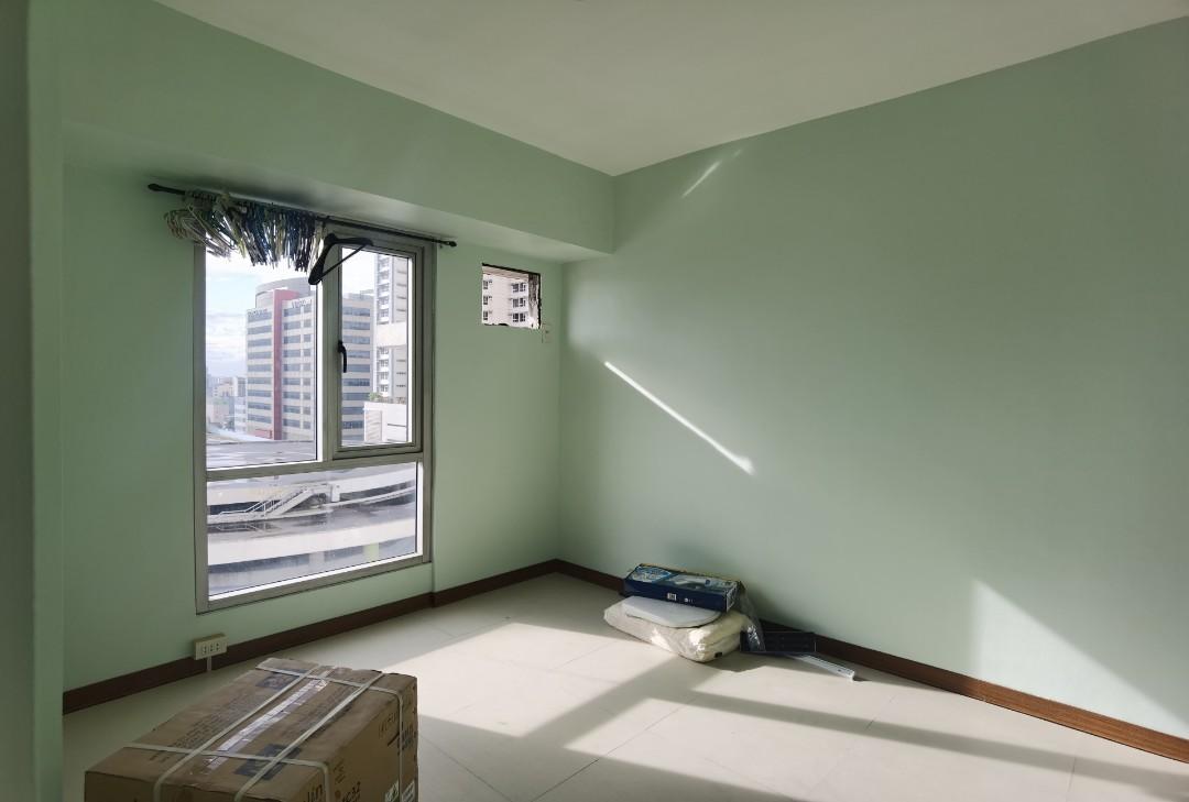 Condo For Rent Avida Towers San Lazaro Near UST espana Lacson Near