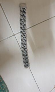 (Category: ) located in . Submitted by Trueno_Store (Listing ID 1193156463, Image 1). Description: .
