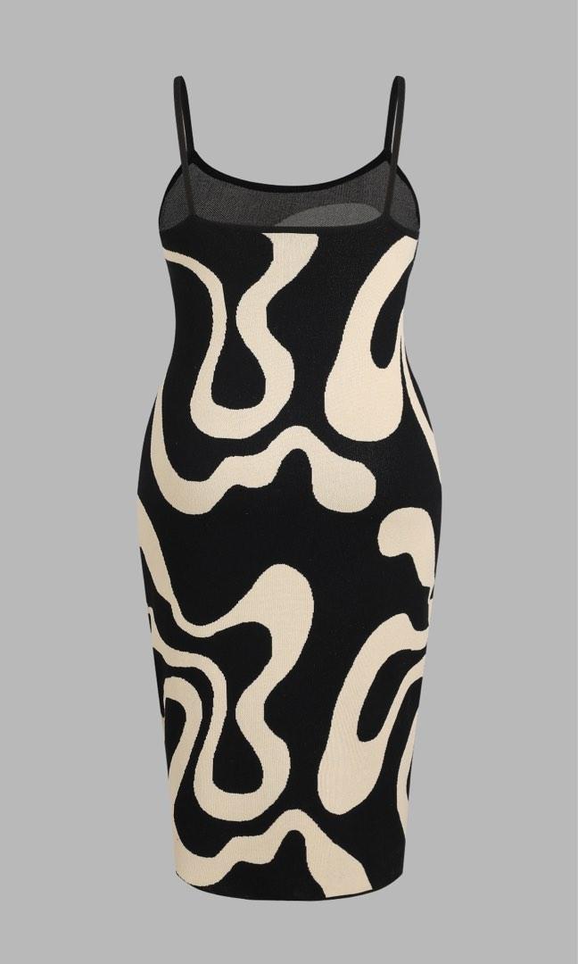 [CIDER] Plus Size U Neckline Split Knitted Midi Dress (0XL), Women's