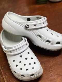 Crocs platform mineral blue