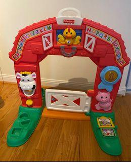 EUC Fisher Price laugh and learn barn / farm house (with light and music)