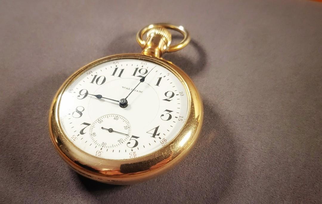 Extra fine HIGHEST grade of Waltham 18 size 23 Jewels pocket watch 1907 with SOLID GOLD