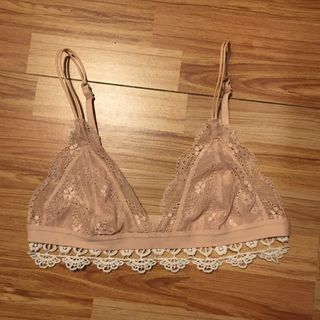 (Category: ) located in . Submitted by thrifters21 (Listing ID 1193205290, Image 1). Description: .