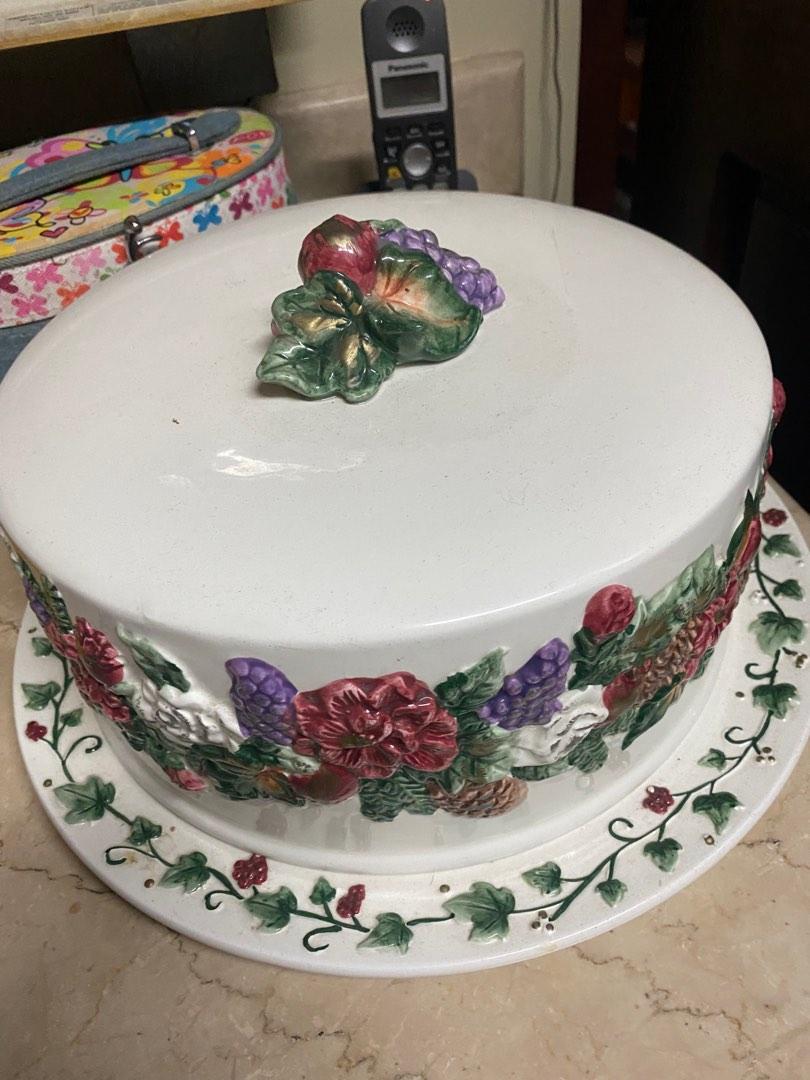 Food Cover/ Cake Cover (Category: Other Kitchenware & Tableware) located in Paranaque City. Submitted by melsdeclutters (Listing ID 1193154894, Image 2). Description: no issues Super cute for cakes/food cover nice design rfs: decluttering! :).