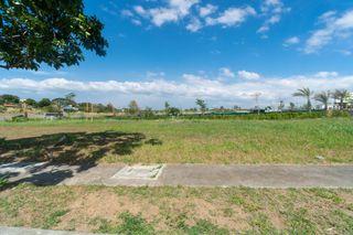 FOR SALE: 311 SQM Residential Lot in The Enclave Alabang, Las Piñas City