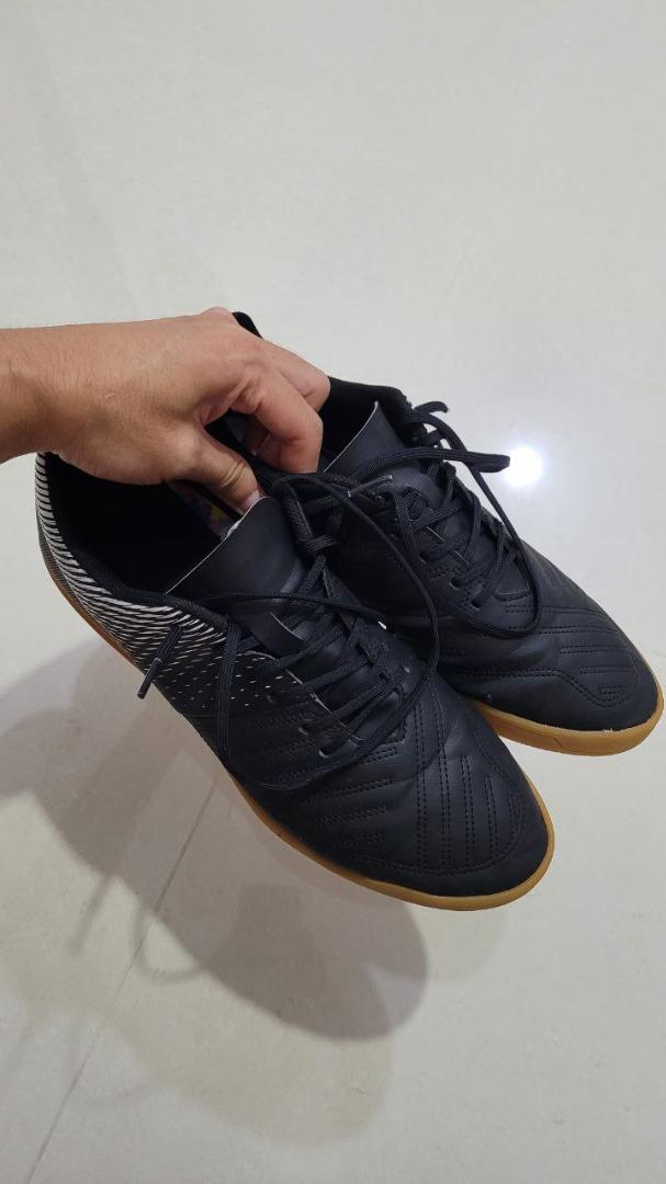 Futsal trainers hotsell uk