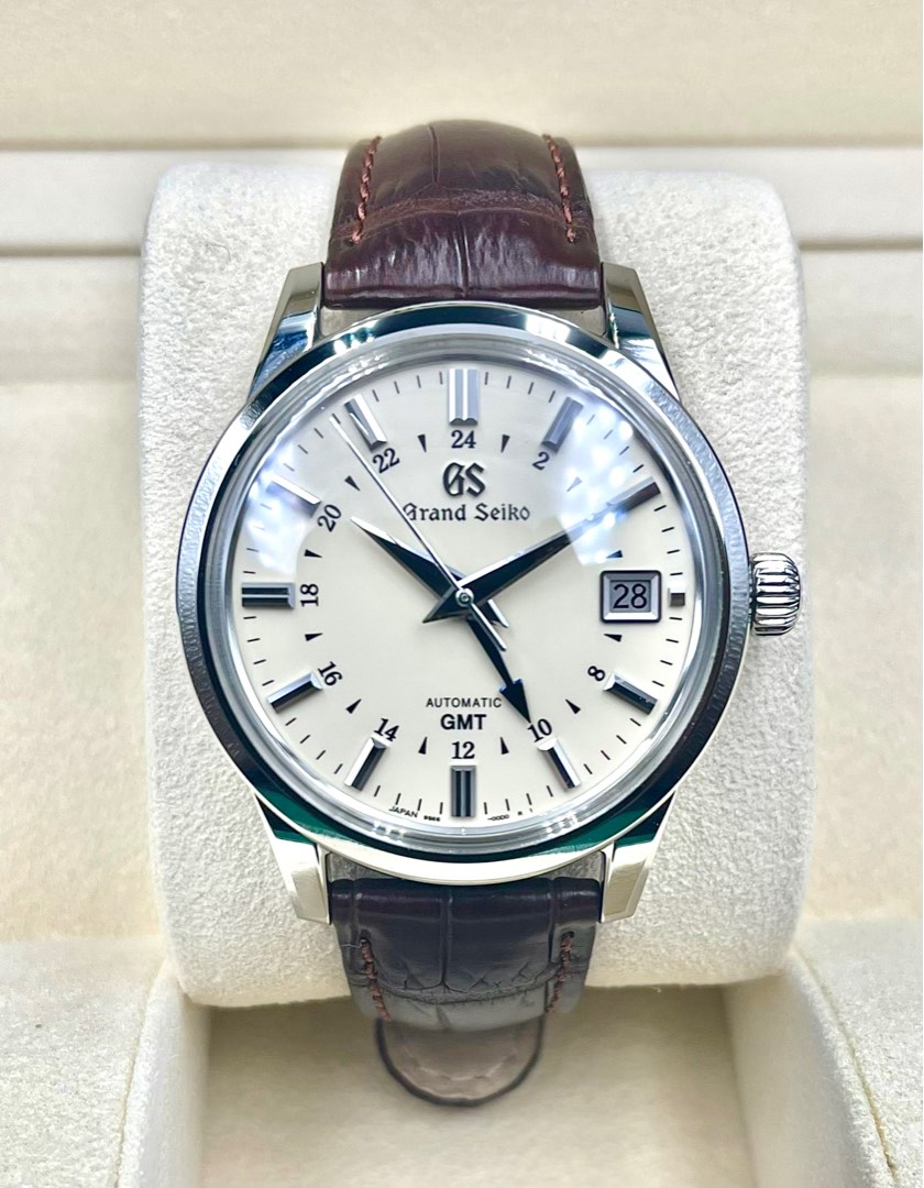 Grand Seiko SBGM221 Automatic GMT cream dial, Luxury, Watches on Carousell