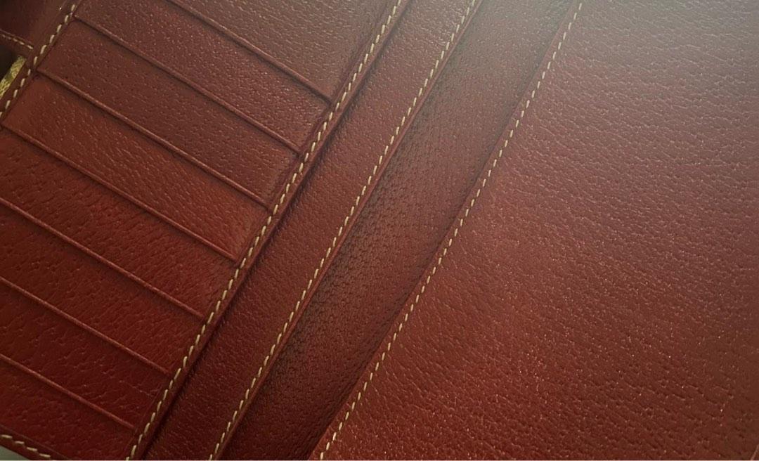 Gucci Sherry line Ribbon long wallet (Category: Luxury Bags & Wallets) located in Makati City. Submitted by damoreluxe (Listing ID 1193088217, Image 3). Description: 💯Authentic Gucci Sherry line Ribbon long wallet Almost New Rank A No inclusions Coded as shown on pic 4 Bought in Japan🇯🇵 Price is negotiable for sure buyers..
