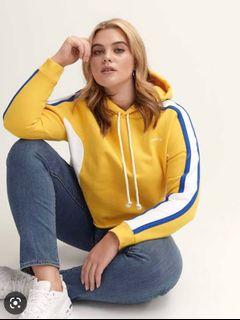 Levi’s Yellow Hoodie Jumper Size XS